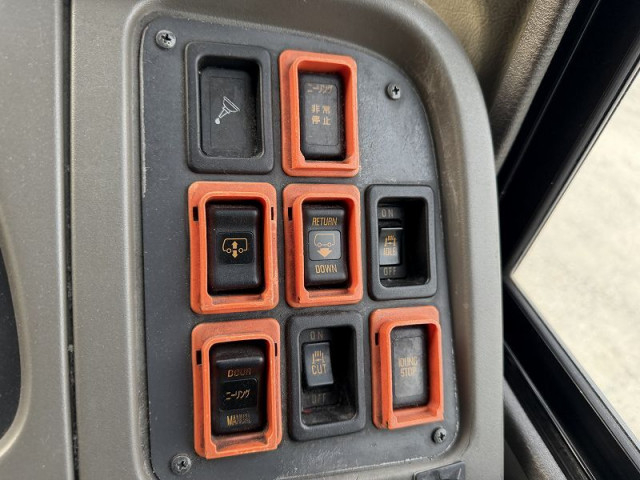 日野 ブルーリボン 大型 バス PDG-KV234N2(99272) 12枚目