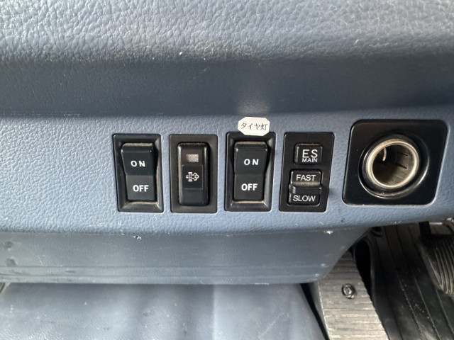 日野 レンジャー 中型 平ボディ（クレーン付） BDG-FD8JLWA(99271) 34枚目