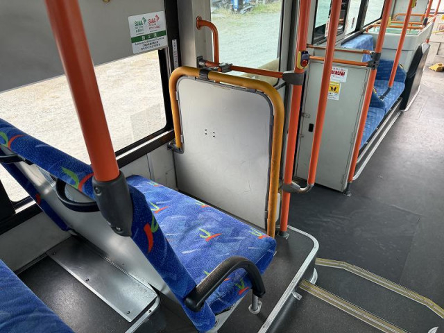 日野 ブルーリボン 大型 バス PDG-KV234N2(99272) 35枚目