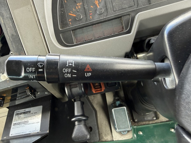 日野 ブルーリボン 大型 バス PDG-KV234N2(99275) 11枚目