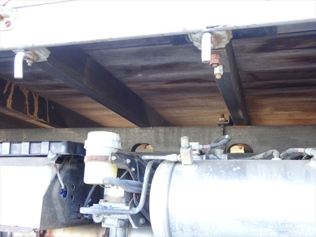 三菱ふそう ファイター 中型 平ボディ PDG-FK71R(99276) 8枚目