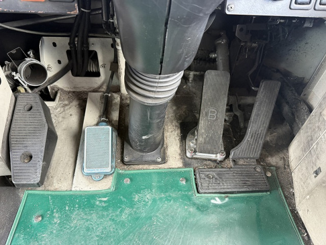 日野 ブルーリボン 大型 バス PDG-KV234N2(99275) 18枚目