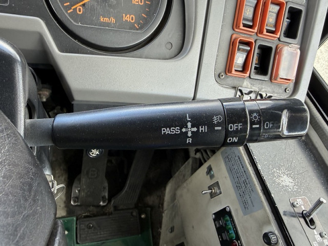 日野 ブルーリボン 大型 バス PDG-KV234N2(99275) 23枚目