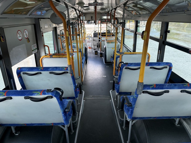 日野 ブルーリボン 大型 バス PDG-KV234N2(99275) 33枚目