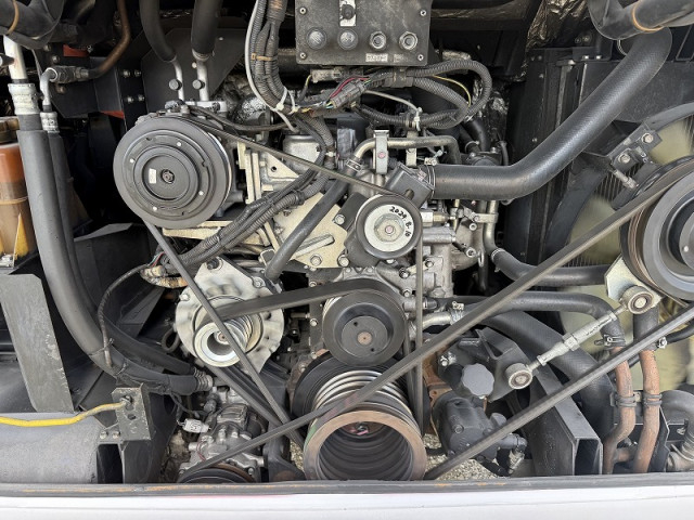 日野 ブルーリボン 大型 バス PDG-KV234N2(99275) 46枚目