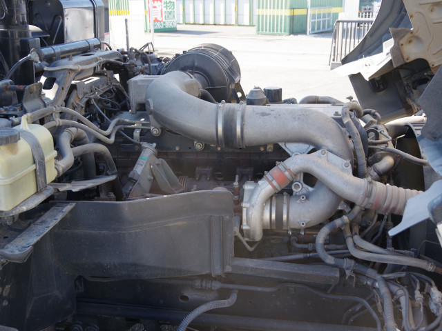 UDトラックス（日産） クオン 大型 Translation missing: ja.item.body_keijou_enum.body_keijou_carrier_other ADG-CG4YA(99284) 27枚目