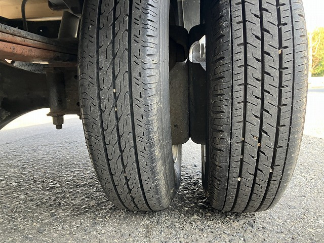 いすゞ エルフ 小型 平ボディ KR-NHR69(99287) 28枚目