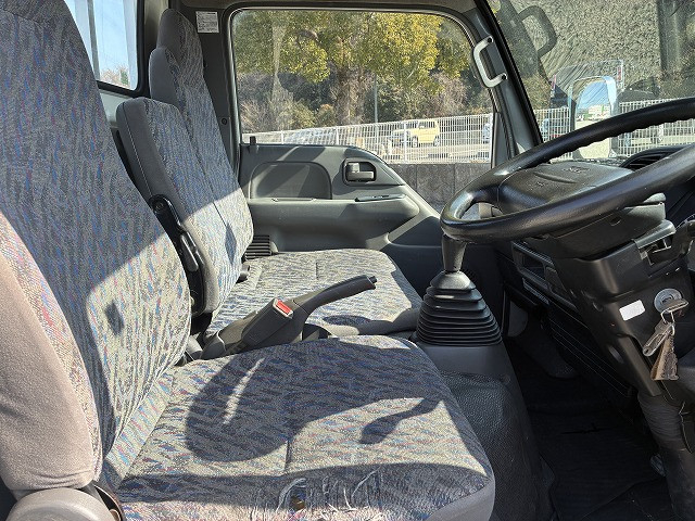 いすゞ エルフ 小型 平ボディ KR-NKR81E(99291) 29枚目