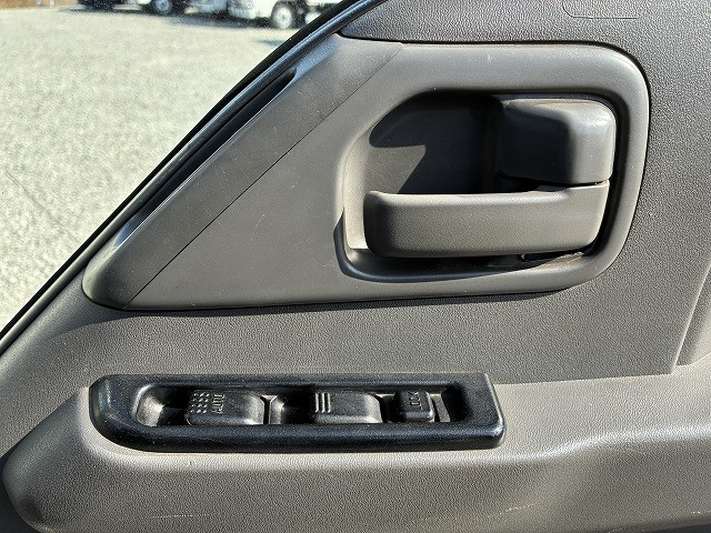 いすゞ エルフ 小型 平ボディ KR-NKR81E(99291) 38枚目