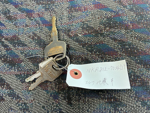 いすゞ エルフ 小型 平ボディ KR-NKR81E(99291) 47枚目