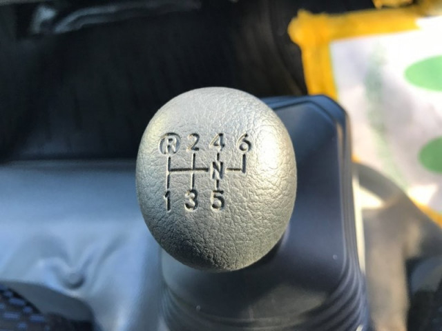 日野 デュトロ 小型 平ボディ（クレーン付） 2KG-XZU710M(99305) 11枚目