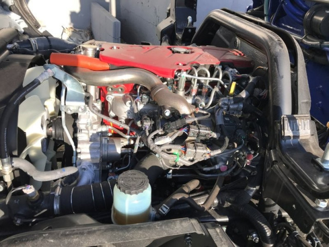 日野 デュトロ 小型 平ボディ（クレーン付） 2KG-XZU710M(99305) 17枚目