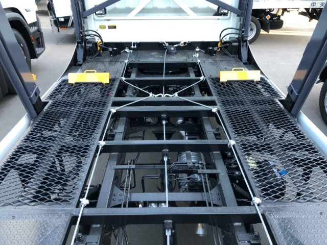 Mitsubishi Fuso canter Small Vehible loader 2PG-FEB90(99304) 40枚目