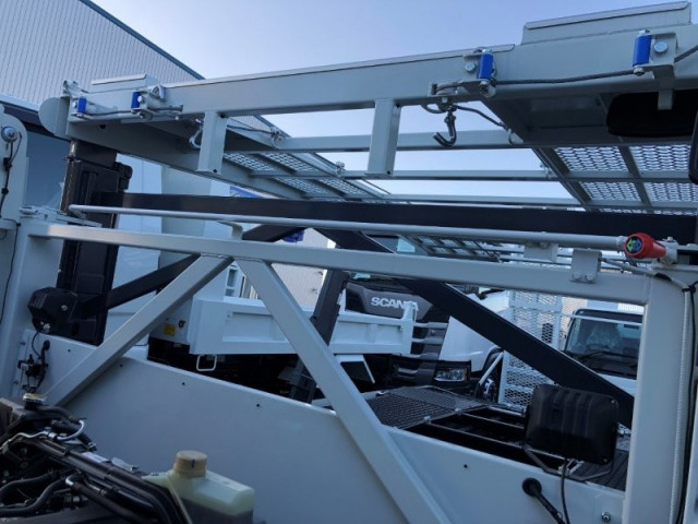 Mitsubishi Fuso canter Small Vehible loader 2PG-FEB90(99304) 44枚目