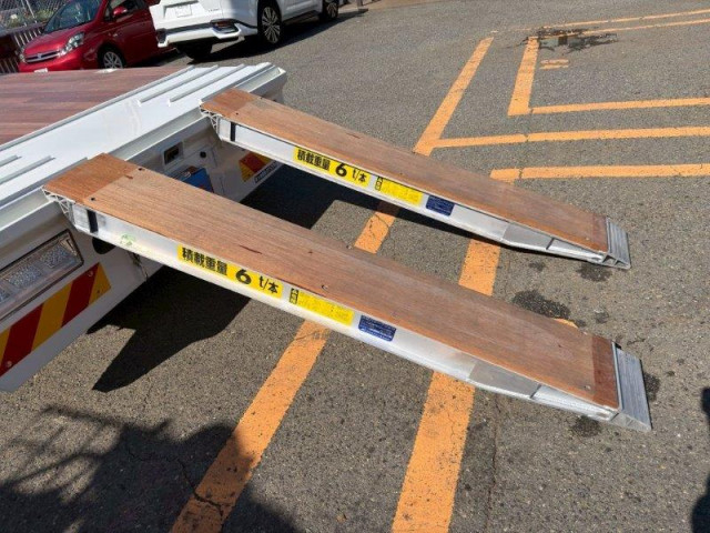 日野 レンジャー 増トン Translation missing: ja.item.body_keijou_enum.body_keijou_carrier_other 2DG-GK2ABA(99307) 18枚目