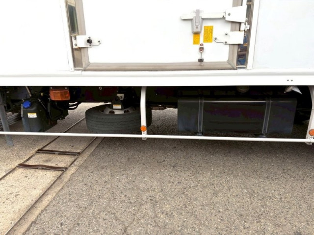 日野 レンジャー 中型 冷蔵冷凍バン 2KG-FD2ABA(99309) 16枚目