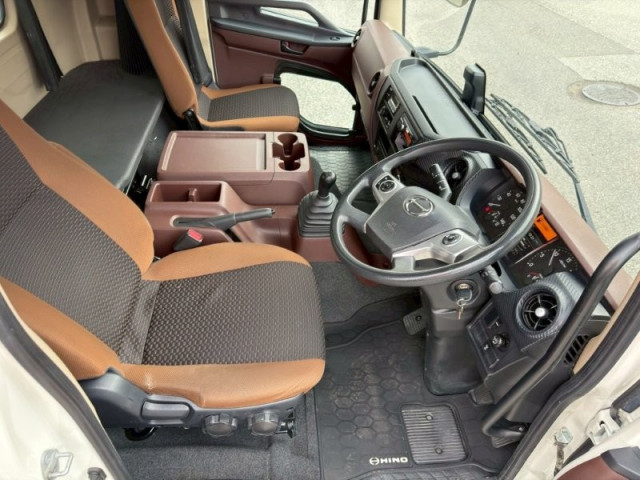 日野 レンジャー 中型 冷蔵冷凍バン 2KG-FD2ABA(99309) 24枚目