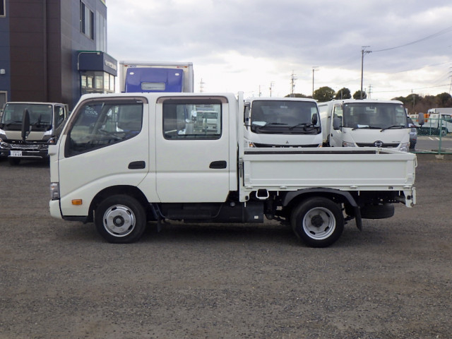 トヨタ ダイナ 小型 Wキャブ 2RG-XZU605(99312) 4枚目