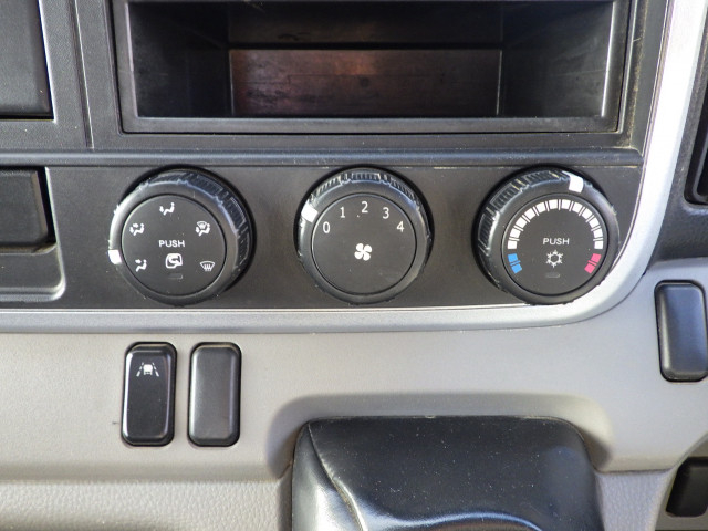 三菱ふそう キャンター 小型 平ボディ（クレーン付） TPG-FEA50(99317) 12枚目