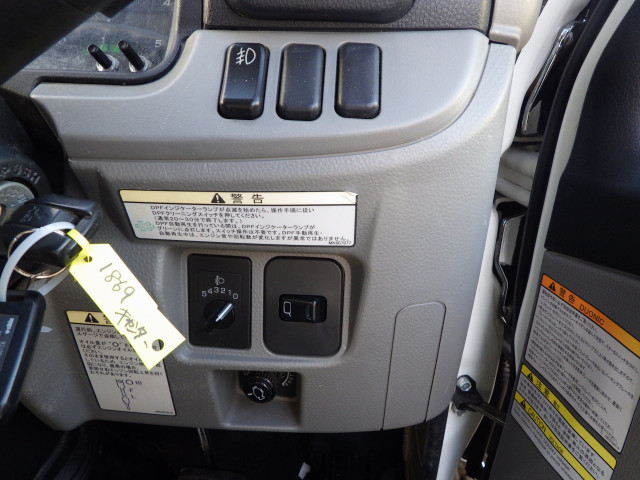 三菱ふそう キャンター 小型 平ボディ 2RG-FBA20(99316) 13枚目