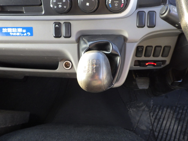 三菱ふそう キャンター 小型 平ボディ（クレーン付） TPG-FEA50(99317) 15枚目