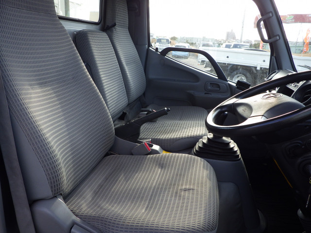 トヨタ ダイナ 小型 平ボディ ABF-TRY220(99319) 8枚目