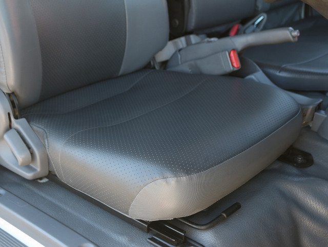 いすゞ エルフ 小型 土砂ダンプ 2RG-NJR88AD(99320) 33枚目