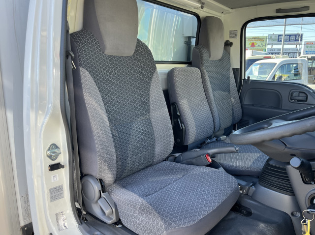 マツダ タイタン 小型 冷蔵冷凍バン 2RG-LHR88AN(99321) 18枚目