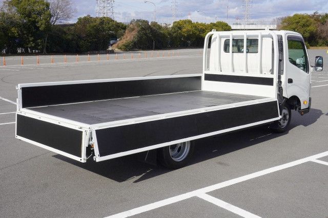 トヨタ トヨエース 小型 平ボディ TKG-XZU775(99326) 15枚目