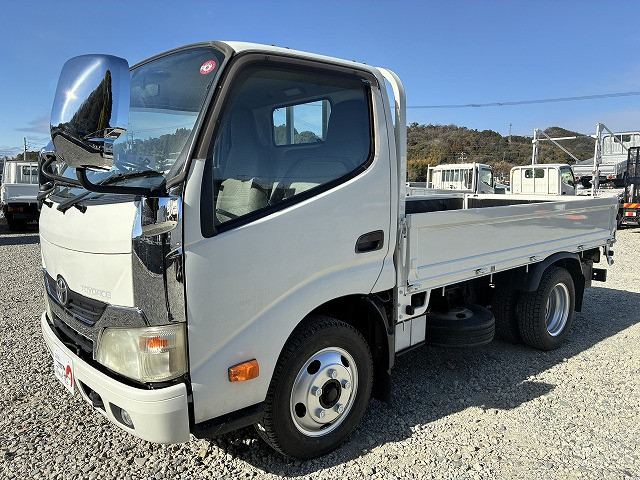 トヨタ トヨエース 小型 平ボディ TKG-XZU605(99332) 1枚目