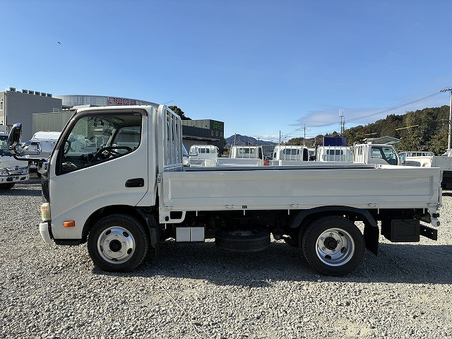 トヨタ トヨエース 小型 平ボディ TKG-XZU605(99332) 4枚目