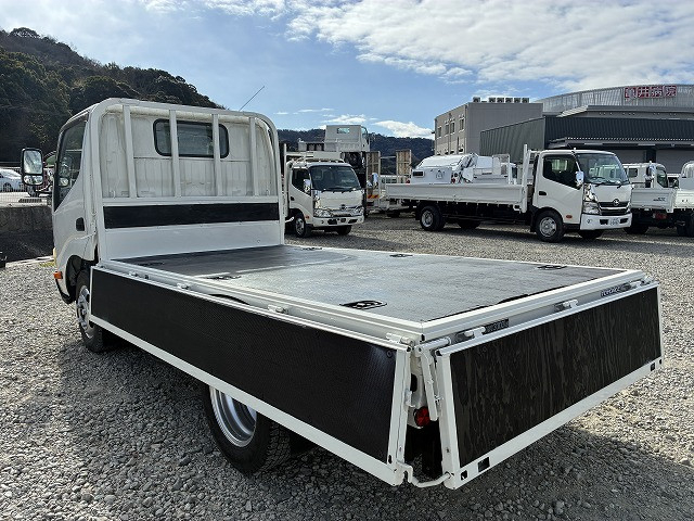 トヨタ トヨエース 小型 平ボディ TKG-XZU605(99332) 13枚目