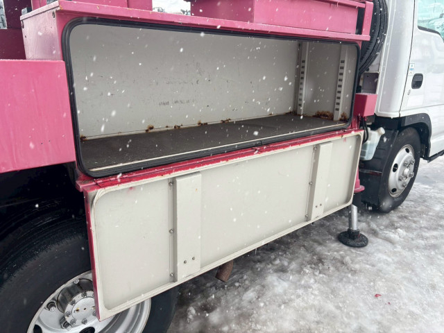 いすゞ エルフ 中型 高所作業車 PB-NKR81AN(99335) 10枚目