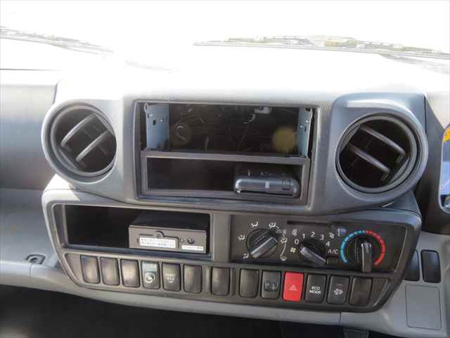 日野 デュトロ 小型 平ボディ（クレーン付） SKG-XZU650M(99336) 40枚目