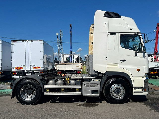 日野 プロフィア 大型 トラクタ 2DG-SH1EEGG(112946) 5枚目