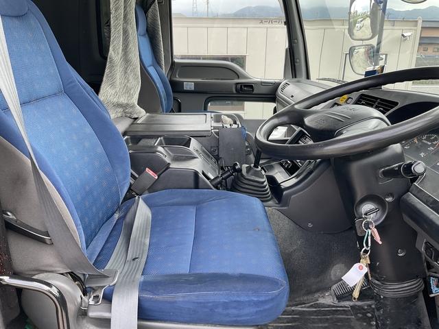 いすゞ ギガ 大型 深ダンプ（土砂禁） PDG-CYM77V8(72286) 22枚目