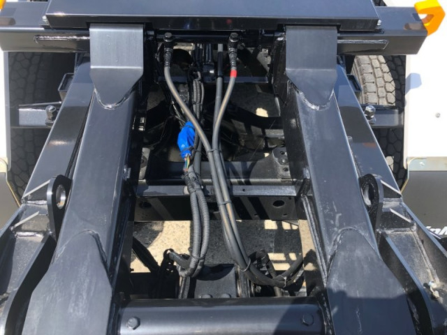 日野 プロフィア 大型 コンテナ専用車 2DG-FS1AJE(107824) 34枚目