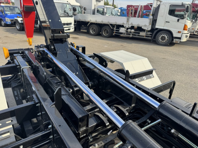 日野 レンジャー 中型 コンテナ専用車 2KG-FD2ABA(106368) 16枚目