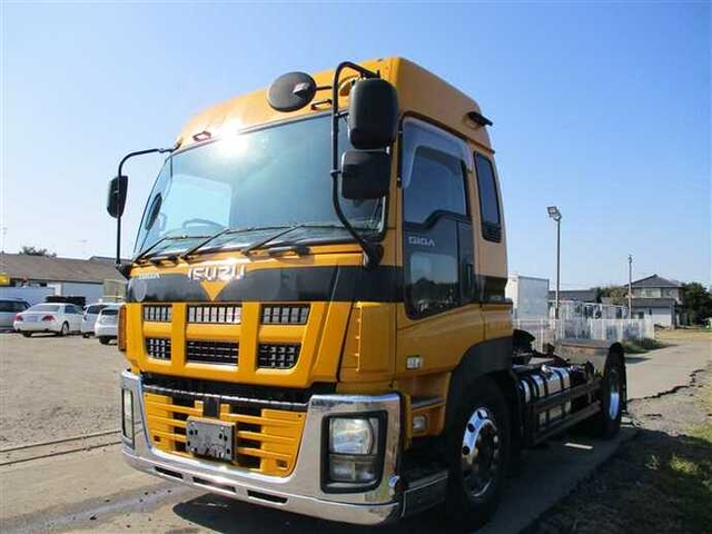 いすゞ ギガ 大型 トラクタ LKG-EXD52AG(37768) 1枚目