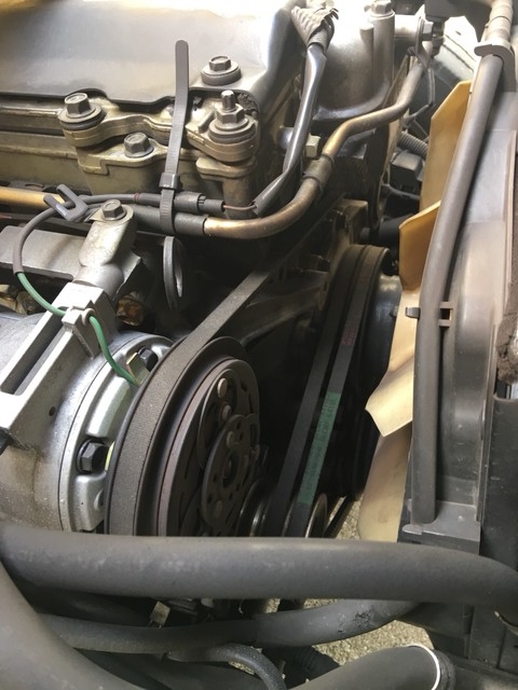 いすゞ エルフ 小型 バン KR-NKR81EAV(1389) 17枚目