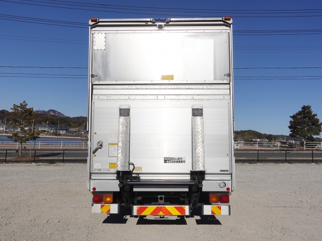 UDトラックス（日産） クオン 大型 ウィング QKG-CG5ZA(100360) 7枚目