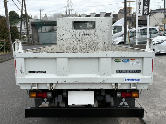 三菱ふそう キャンター 小型 土砂ダンプ 2RG-FBA60(105625) 8枚目