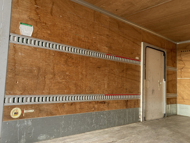 いすゞ エルフ 小型 バン TPG-NPR85AN(99338) 23枚目