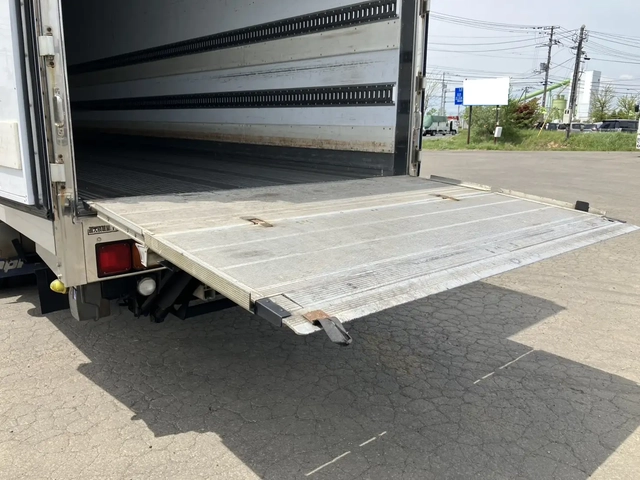 いすゞ ギガ 大型 冷蔵冷凍バン 2KG-CYY77CY(106847) 52枚目