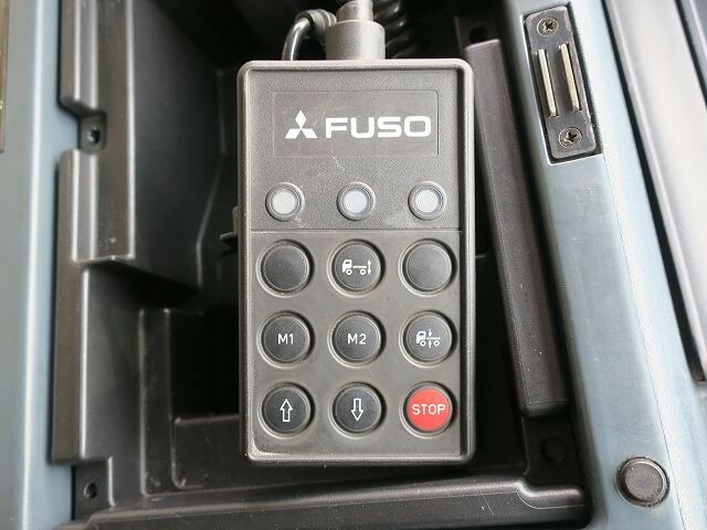 三菱ふそう スーパーグレート 大型 ウィング PJ-FS54JZ(27484) 20枚目