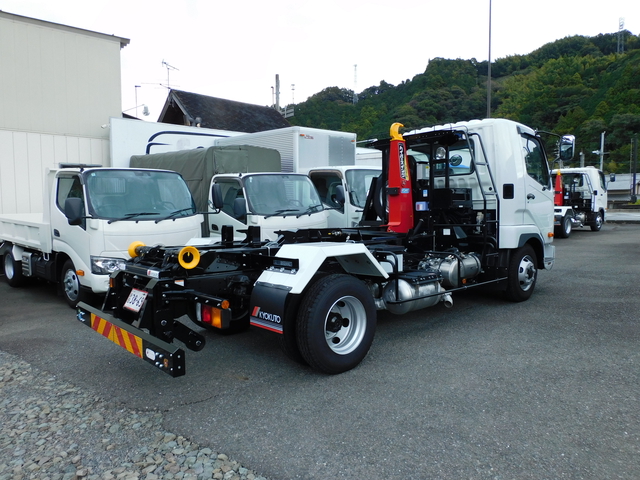 三菱ふそう ファイター 中型 コンテナ専用車 2KG-FK72F(99426) 4枚目