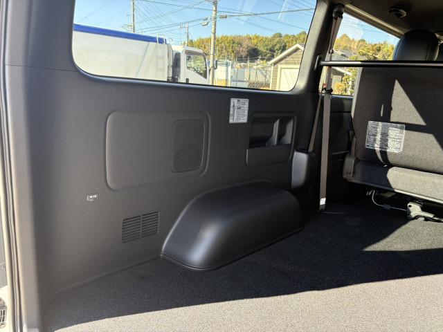 トヨタ ハイエース 小型 Translation missing: ja.item.body_keijou_enum.body_keijou_light_van 3DF-GDH201V(99442) 12枚目