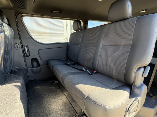 トヨタ ハイエース 小型 Translation missing: ja.item.body_keijou_enum.body_keijou_light_van 3DF-GDH201V(99442) 17枚目