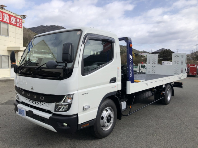三菱ふそう キャンター 小型 キャリアカー 2PG-FEB80(99443) 1枚目