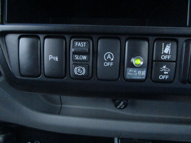 Hino dutro Small Crane equipped trucks 2KG-XZU650M(99444) 16枚目